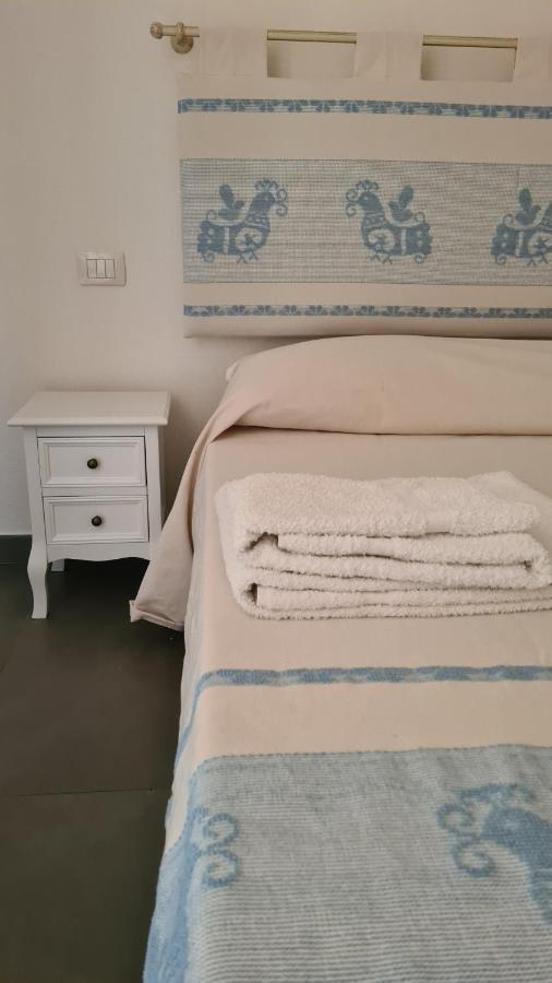 אולביה Red & Blue Rooms מראה חיצוני תמונה